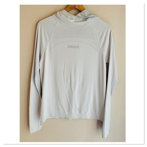 Gymshark Lightweight Hooded Top Silver Gray Long Sleeve Size Small - Picture 2 of 7